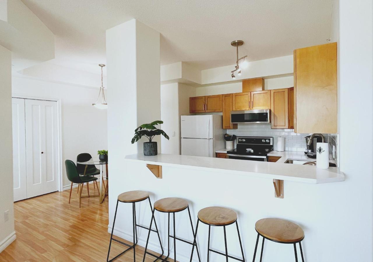 Downtown Waterfront Kelowna Oasis Newly Renovated 2Bed 2Bath公寓 外观 照片