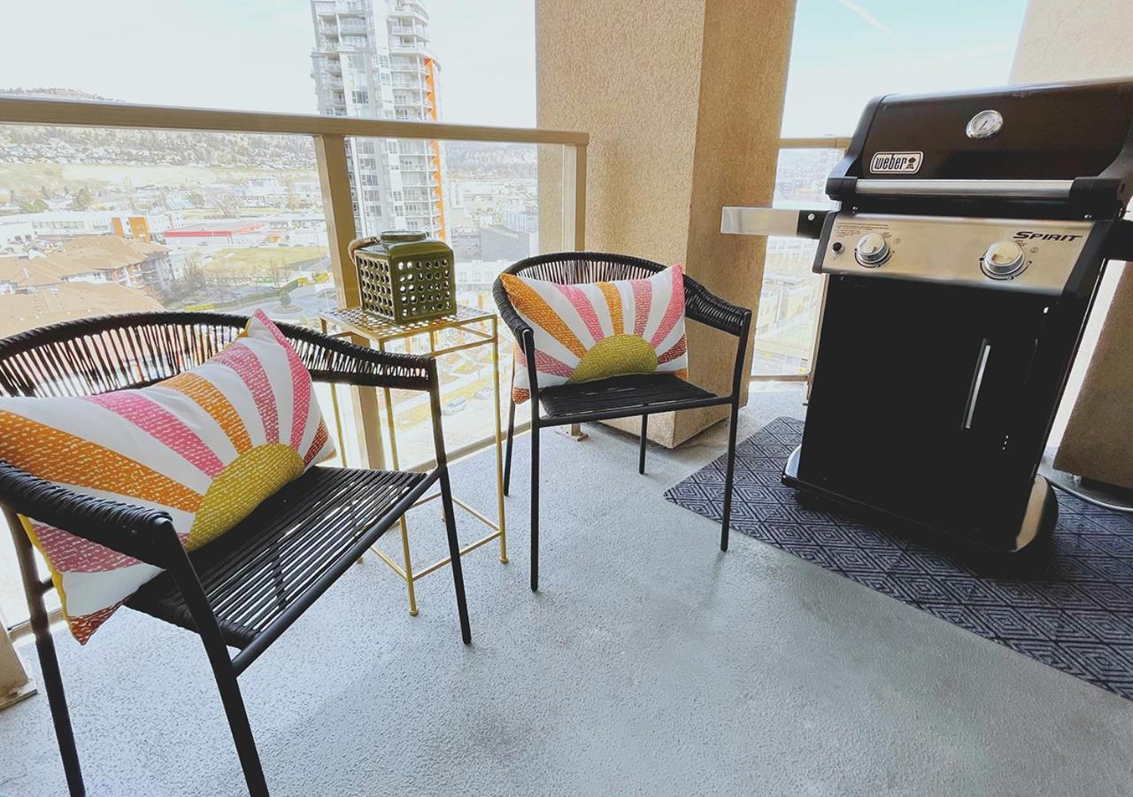 Downtown Waterfront Kelowna Oasis Newly Renovated 2Bed 2Bath公寓 外观 照片