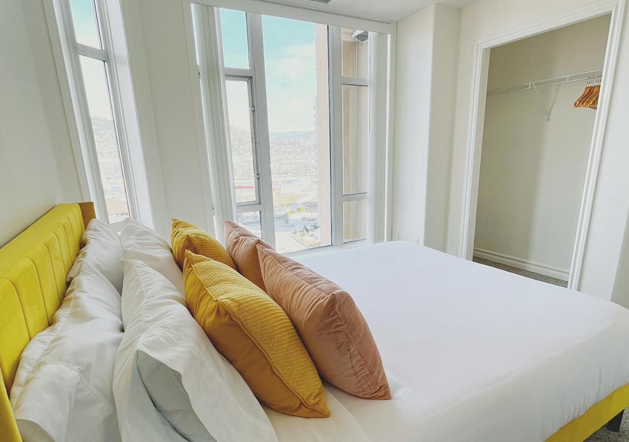 Downtown Waterfront Kelowna Oasis Newly Renovated 2Bed 2Bath公寓 外观 照片