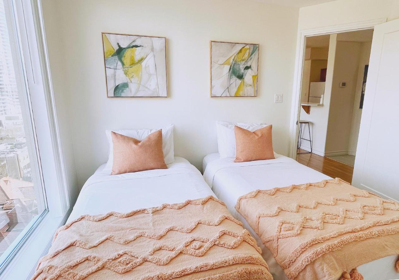 Downtown Waterfront Kelowna Oasis Newly Renovated 2Bed 2Bath公寓 外观 照片