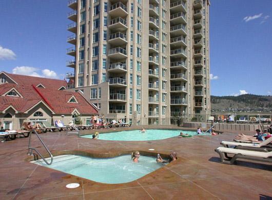 Downtown Waterfront Kelowna Oasis Newly Renovated 2Bed 2Bath公寓 外观 照片